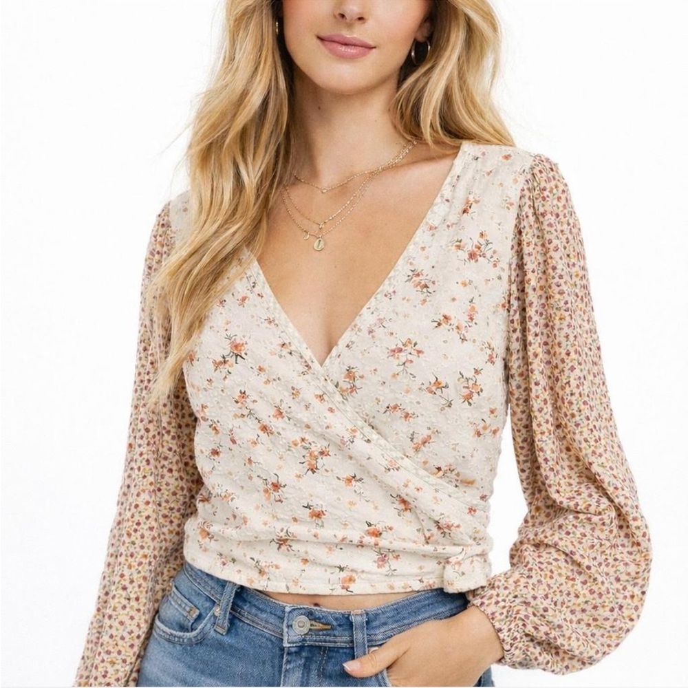 American Eagle Women S Floral Eyelet Boho Cottagecore Long Sleeve Crop Wrap Top